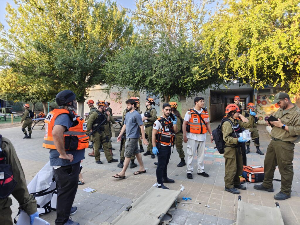 תמונה של מתנדבי איחוד הצלה ופיקוד העורף מתוך התרגיל