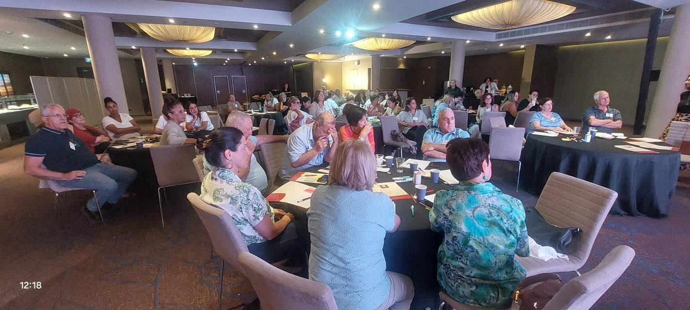 צילום מתוך אולם הכנס עם הנוכחים