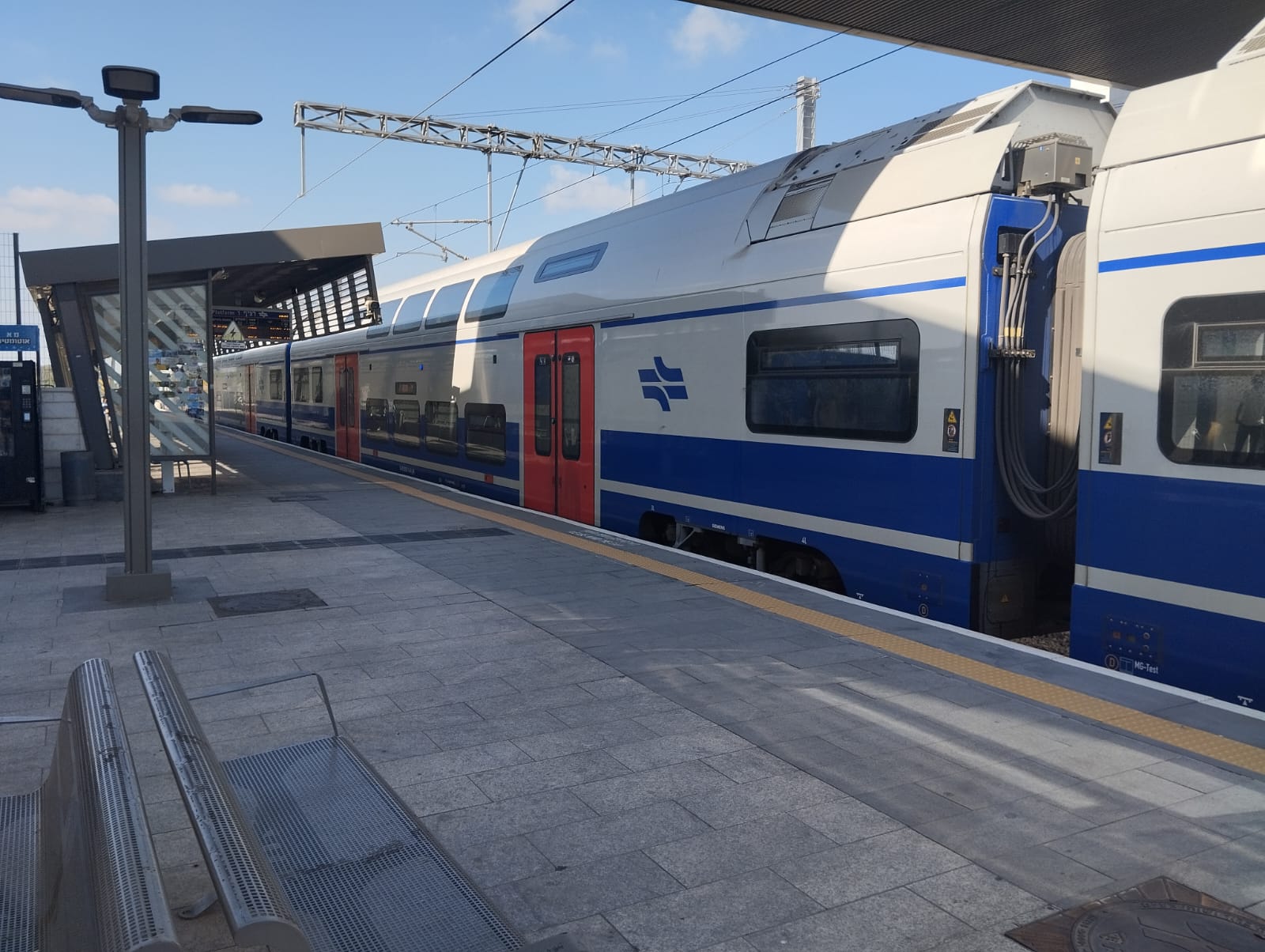 צילום רכבת בתחנת רכבת