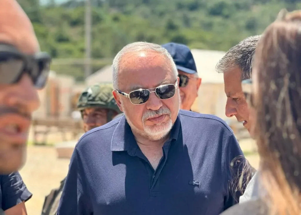 תמונתו של אביגדור ליברמן