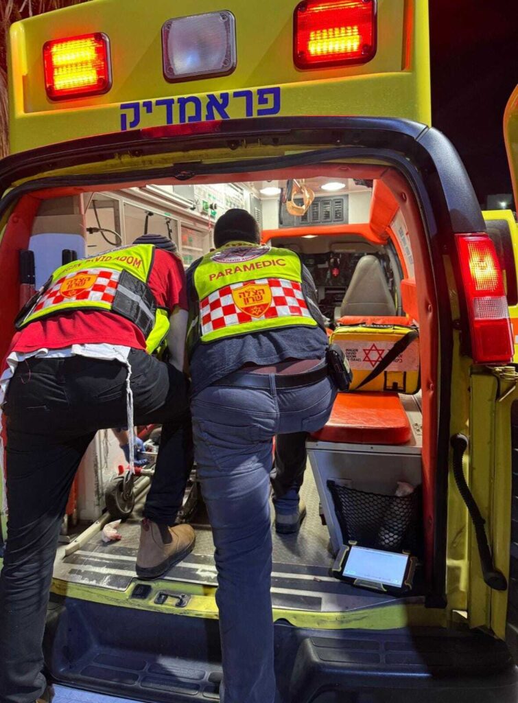 תמונה מפינוי הפצוע