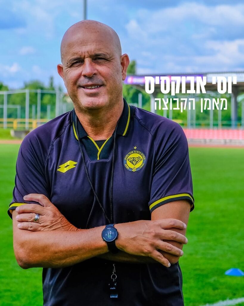 הסגל שלו רחוק מלהיות גמור. צילום: מכבי נתניה דיגיטל.