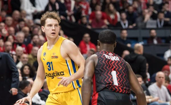 היסטוריה בכדורסל. צילום: עודד קרני, איגוד הכדורסל