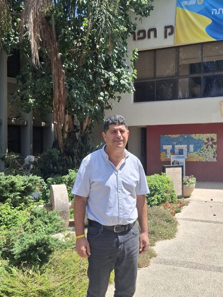 תמונתו של רונן רפאל מנכ"ל מועצת עמק חפר הנכנס