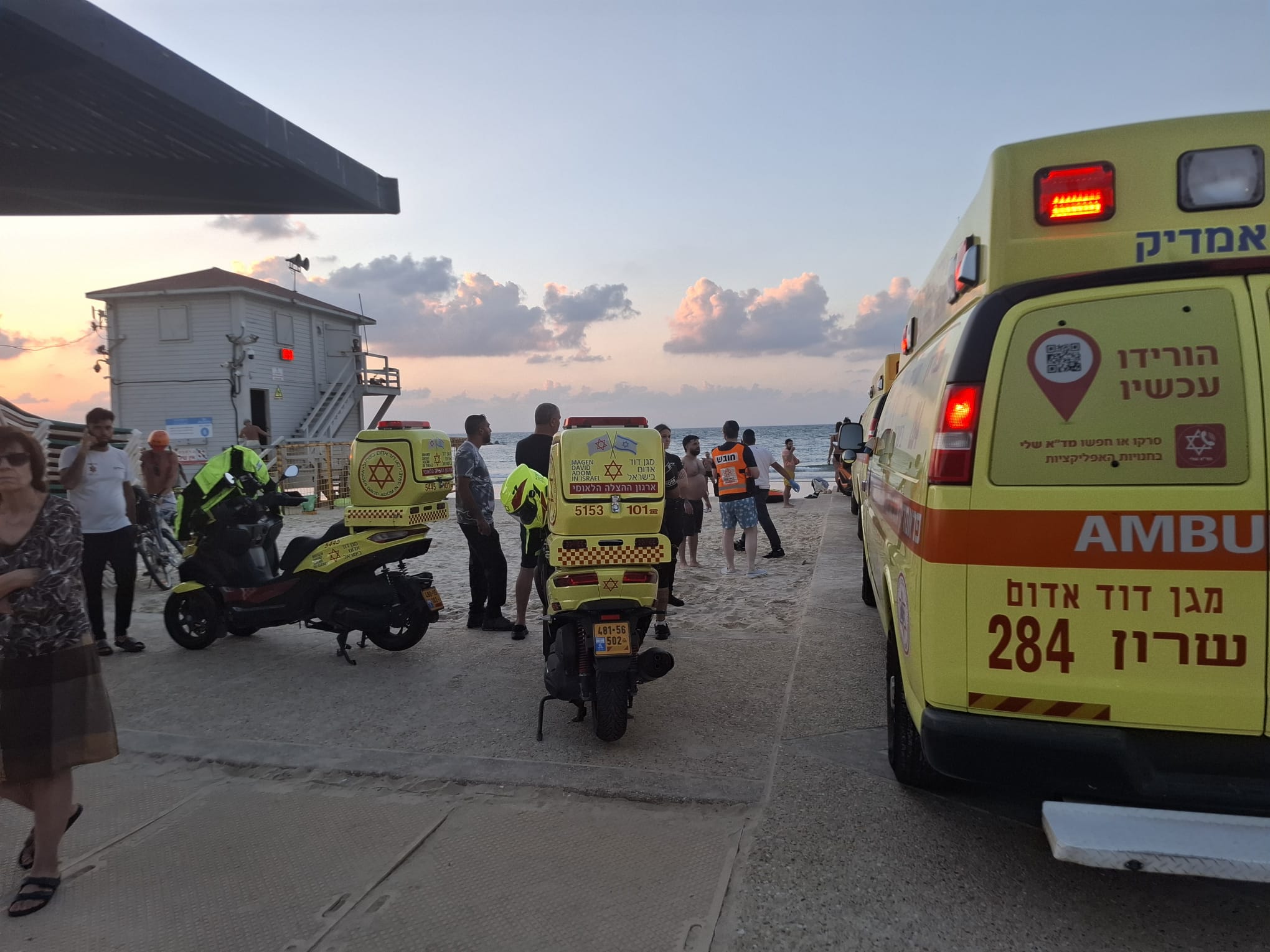 צילום אמבולנס בחוף