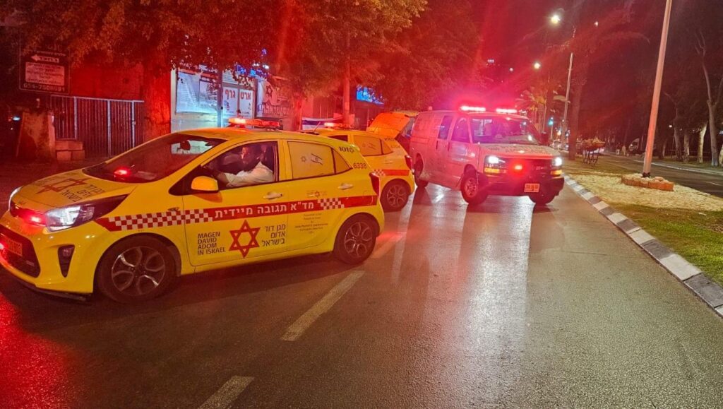 צילום אמבולנסים מזירת האירוע