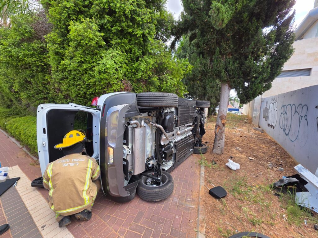 צילום הרכב ההפוך