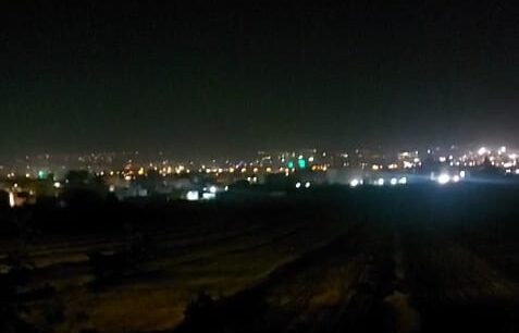 צילום לילי לעבר כפר ערבי
