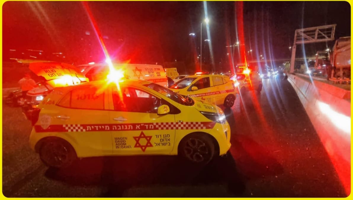 צילום אמבולנסים בזירה
