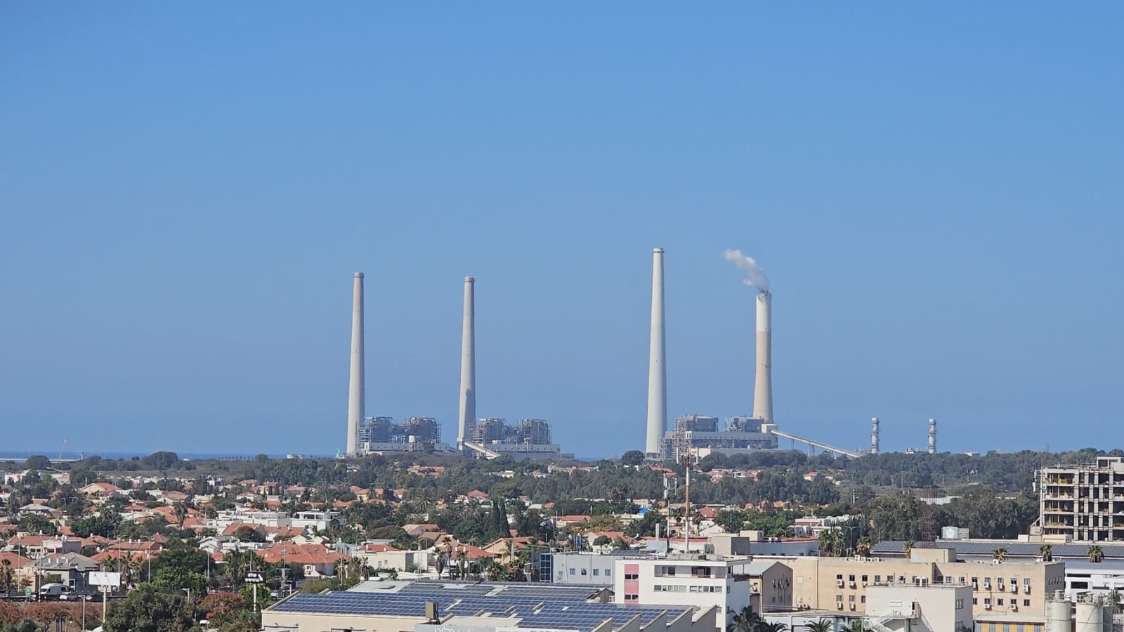 תמונה של ארובות התחנות הפחמיות בחדרה