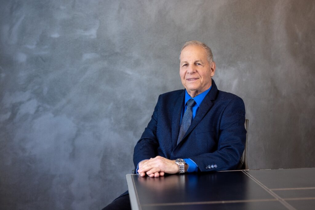 תמונתו של פרופ' עודד מודריק, סגן נשיא בדימוס בבית המשפט המחוזי בתל אביב