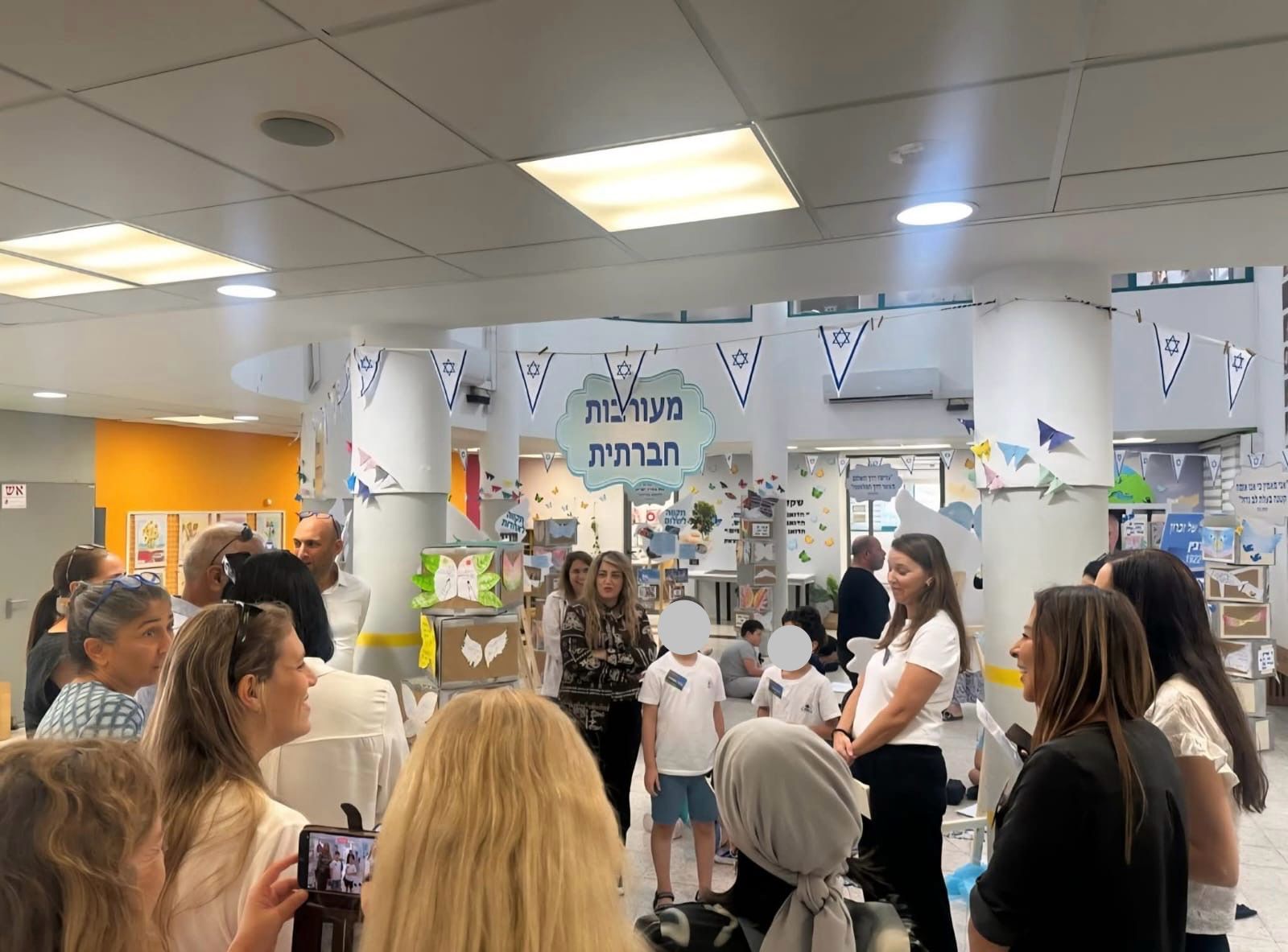 בית הספר במהלך ביקור ועדת הפרס