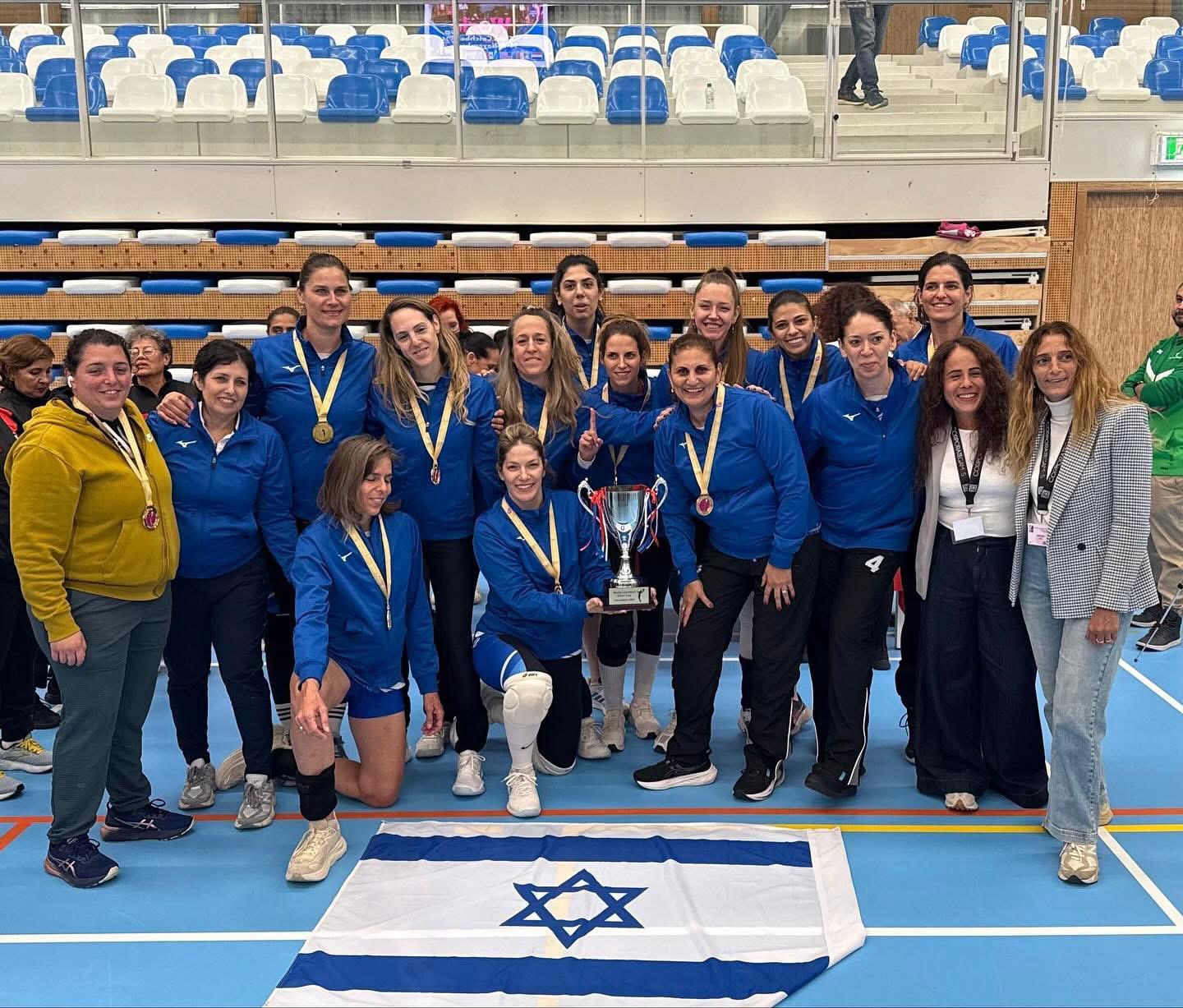 שחקניות נבחרת הכדורשת