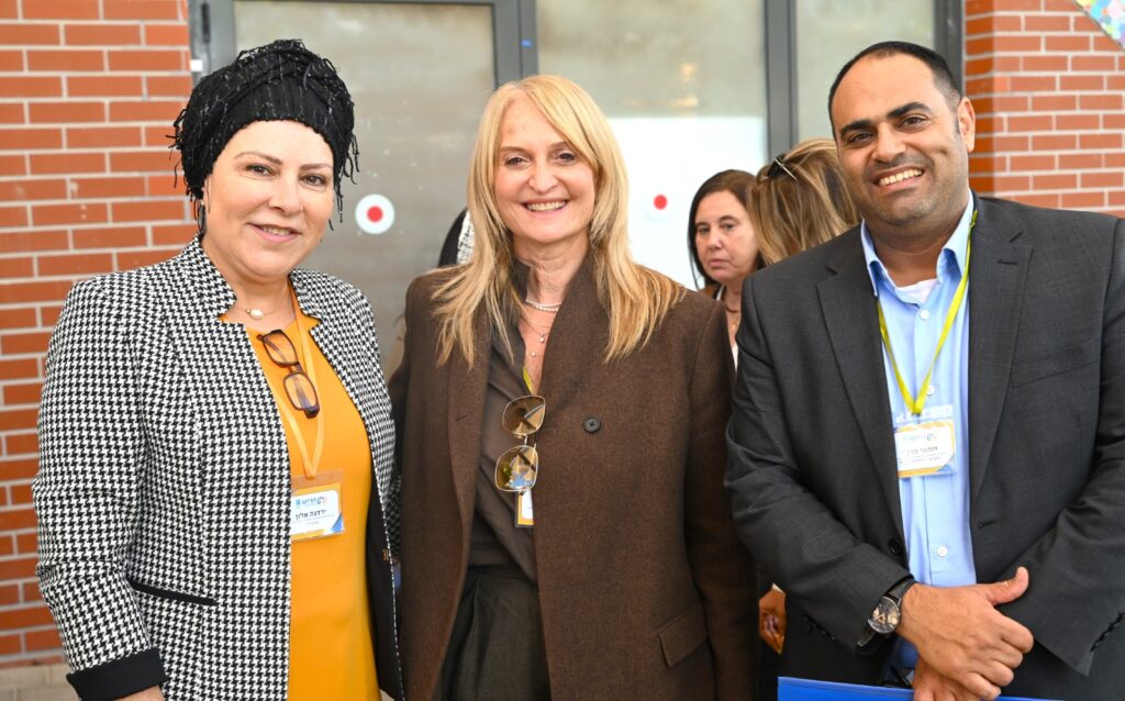 הצוות המנצח