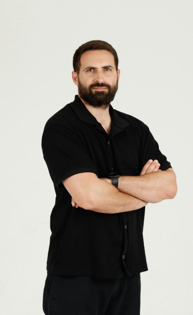 אופיר אטינגר