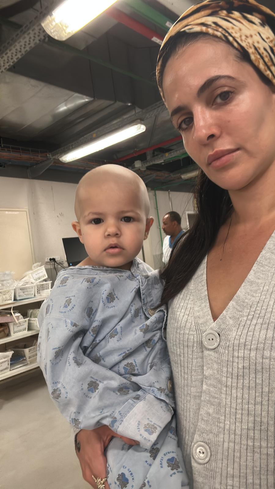 הילה ובתה רומי שושנה