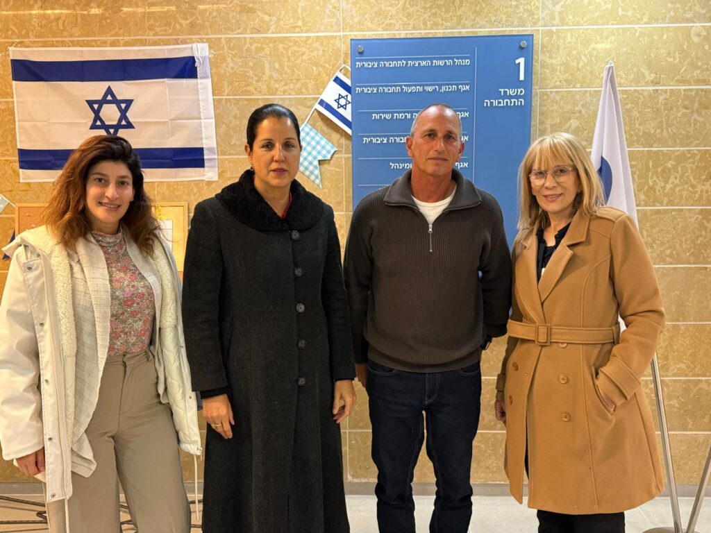 גלית שאול וחברי המועצה במשרד התחבורה