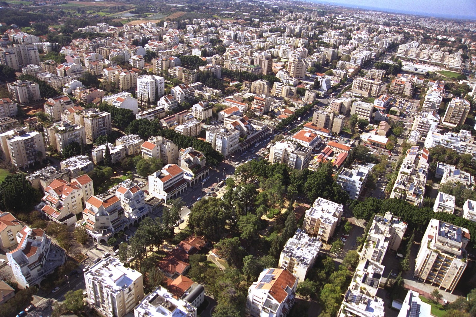 העיר כפר סבא בצילום עילי