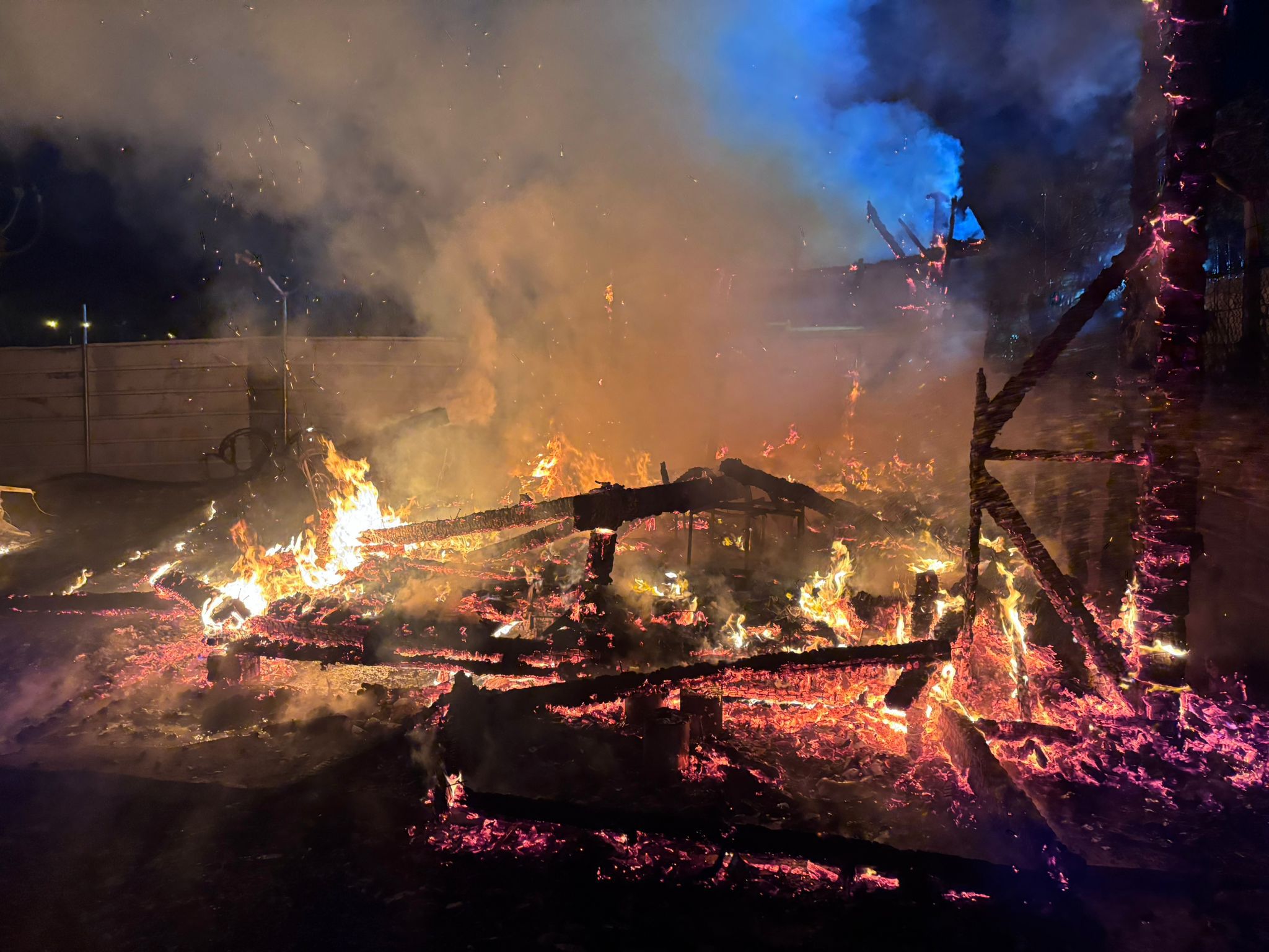 שריפה וצוותי כיבוי