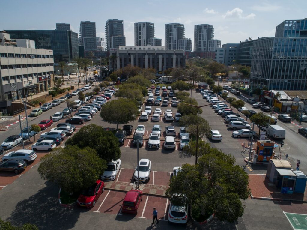 חניון משכית הרצליה