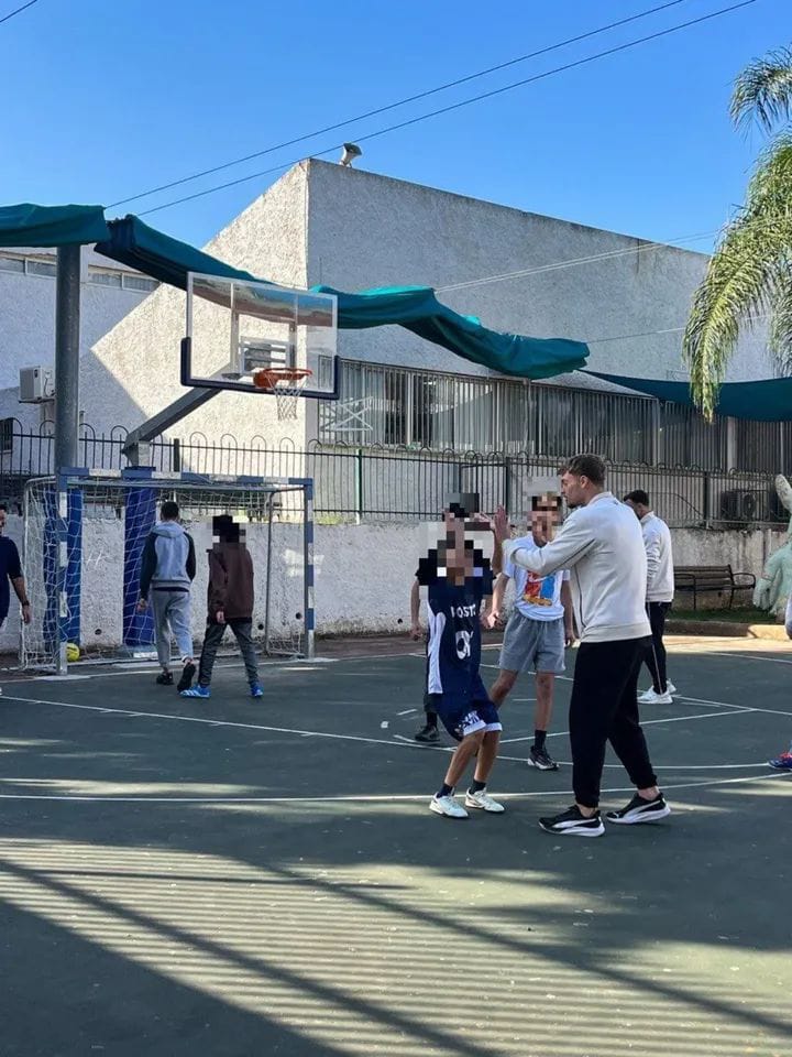 מכבי נתניה עם הקהילה. צילום: דיגיטל מכבי נתניה.