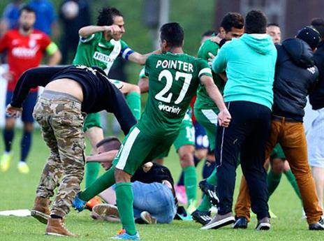 נגד האלימות. צילום: Getty