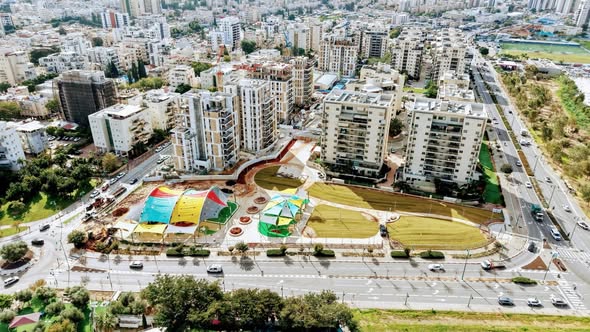 בניינים ופארק